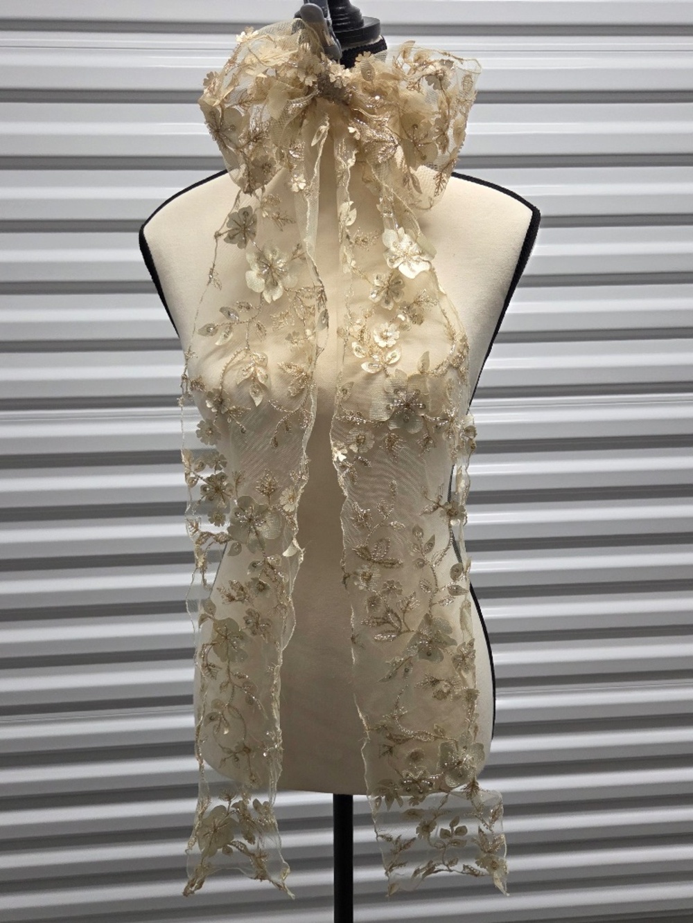 NEW Anthropologie Sample 3D Floral Tulle Hair Bow Clip Paris French Barrette